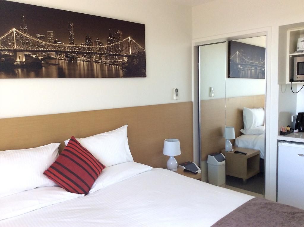 Pa 5* Brisbane
