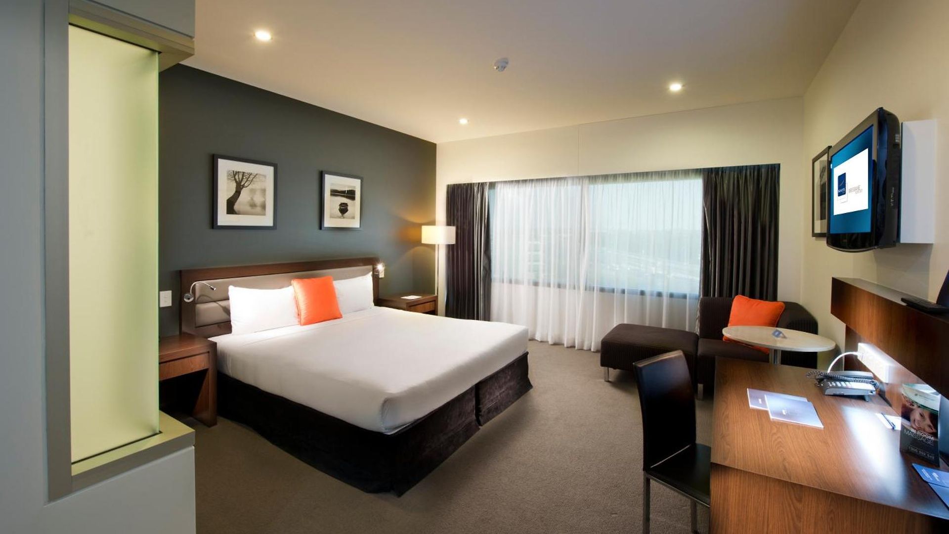 Novotel Airport Hotel Brisbane