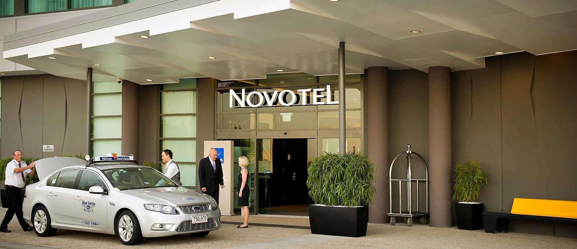 Novotel Airport Hotel 5*