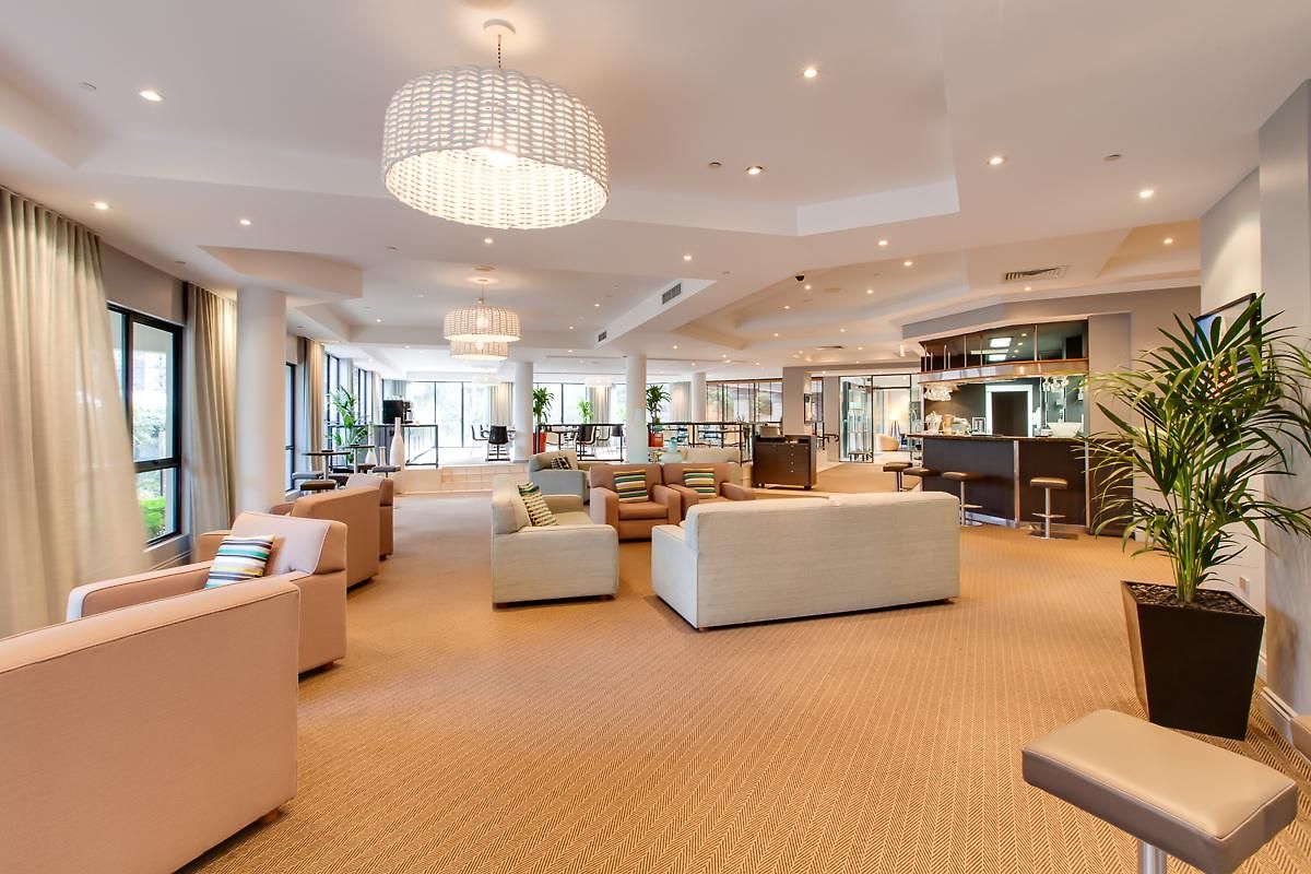 Aparthotel Adina 4*