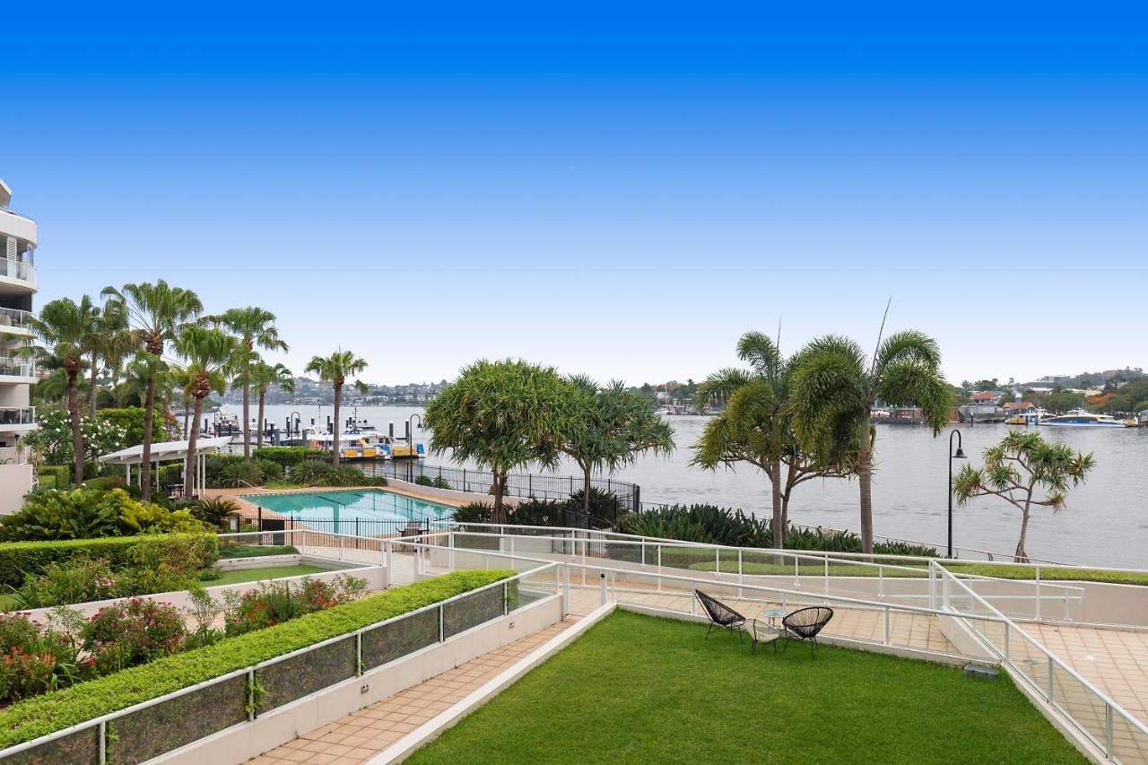 Apartment Riverside Retreat! Beautiful Water Views! - New Farm *