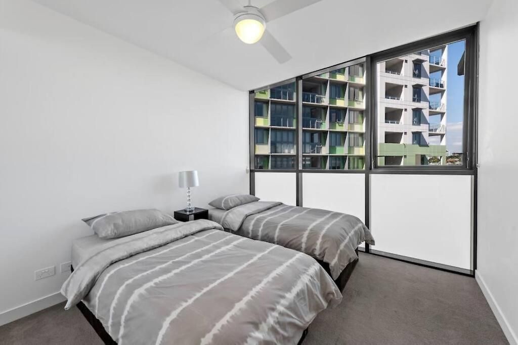 Apartment Lovely 2 Bedroom Unit Pool,gym Workspace & More Brisbane