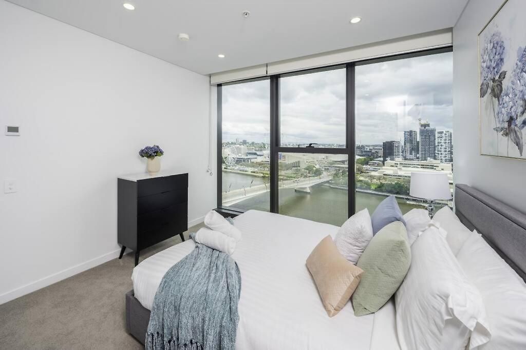 Apartment 1404 Sophistication And Luxury On The River By Stylish Brisbane