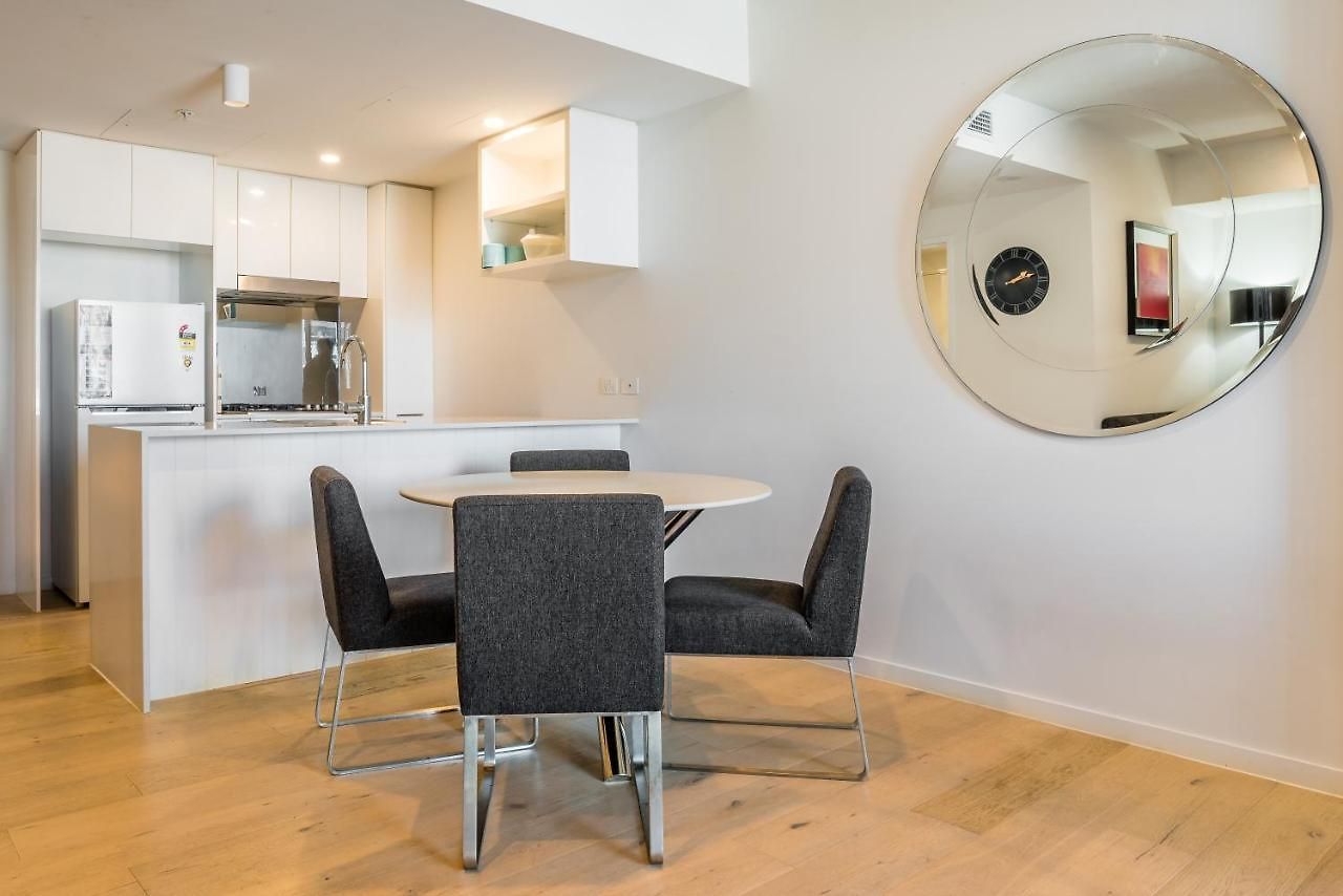 Serain Residences On Merivale Street 3*