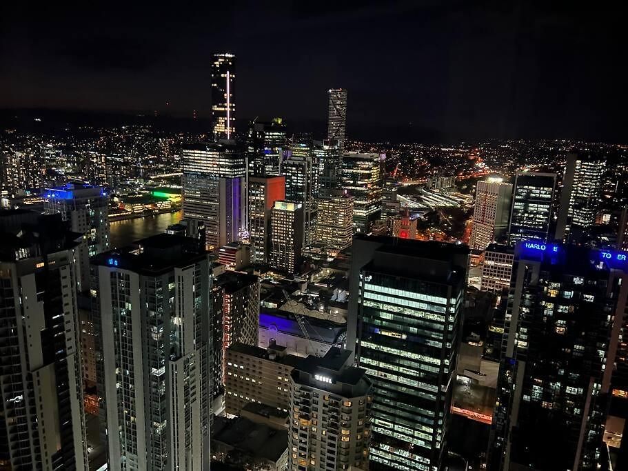 Amazing &river Views 60th Level Skytower 3 Bedrooms&free Parking Apartment Brisbane