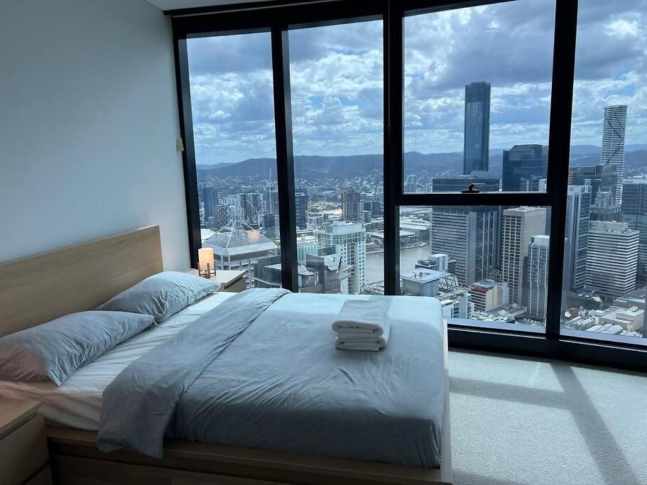 Amazing &river Views 60th Level Skytower 3 Bedrooms&free Parking Brisbane