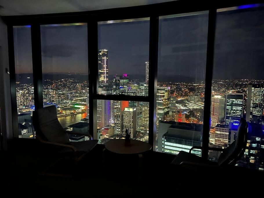 Apartment Amazing &river Views 60th Level Skytower 3 Bedrooms&free Parking *