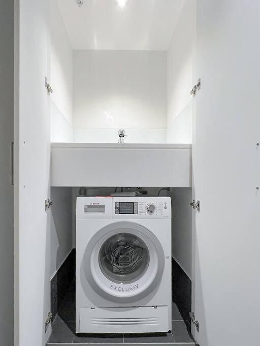 Amazing 2 Bedroom In Cbd C15 Brisbane