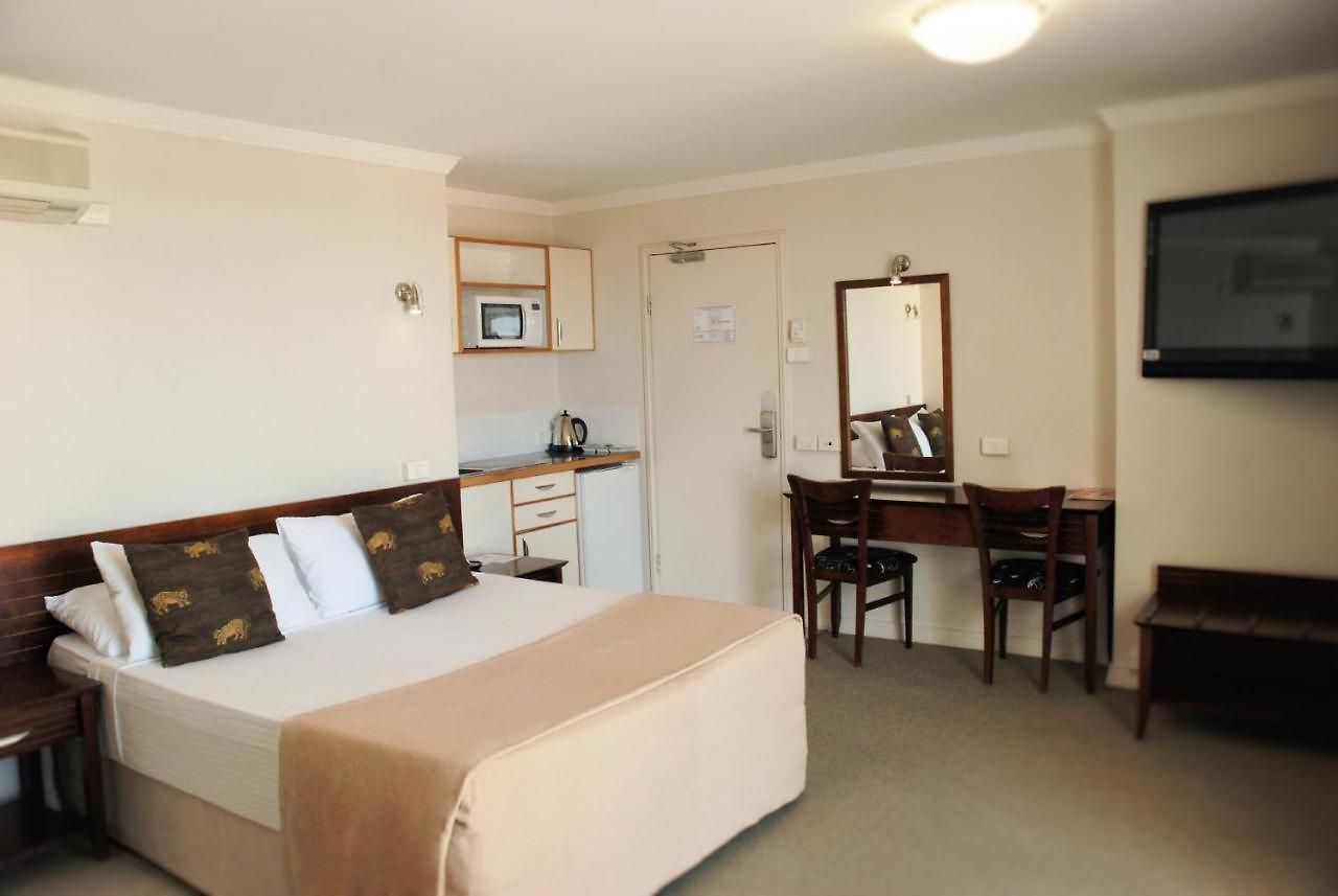 Astor Metropole 4*