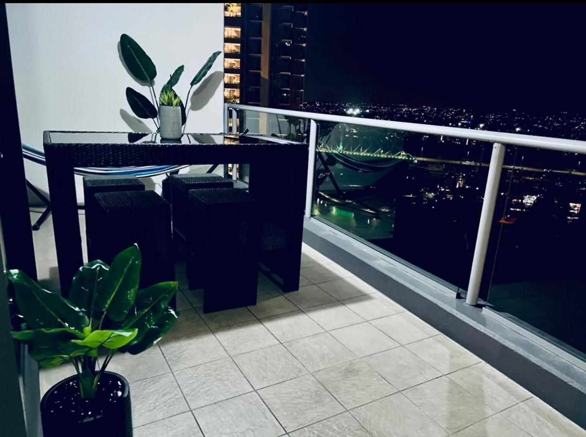 Break Panoramic River Views Free Parking * Brisbane