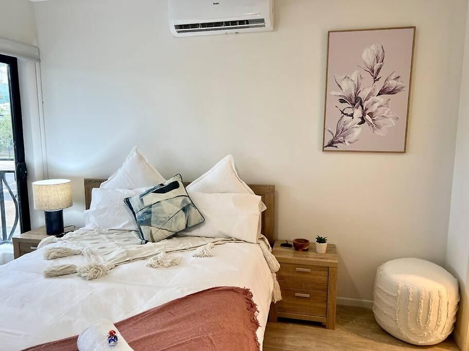 Apartment 2-bed Acropol With Balcony & Parking