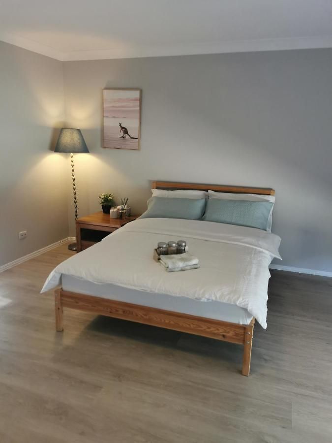 Eight Mile Plains House Holiday home