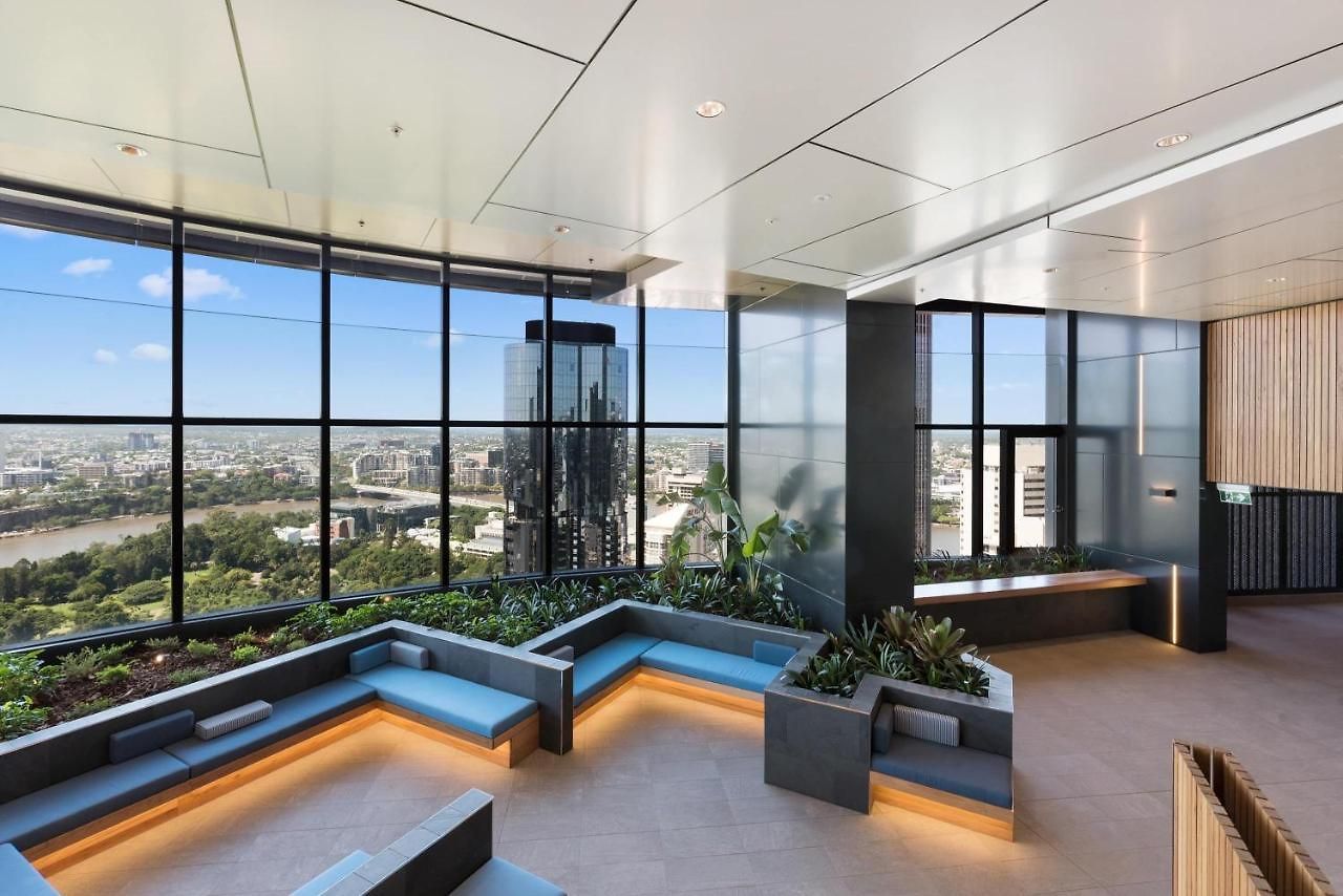 Apartment Cbd Riverview 2bed Kingbed At Tallest Building