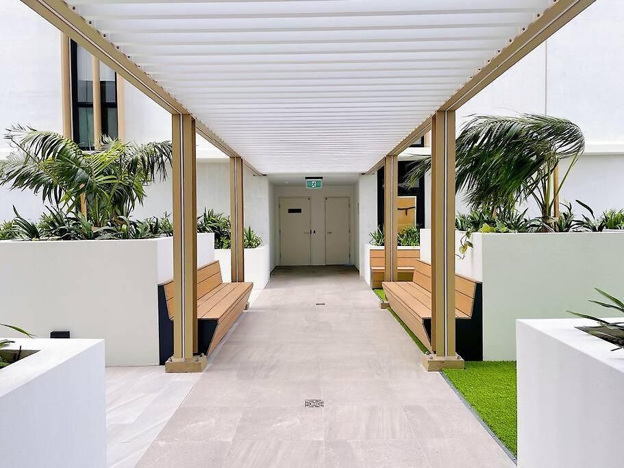 Next To Westfield Chermside And Hospital Apartment *