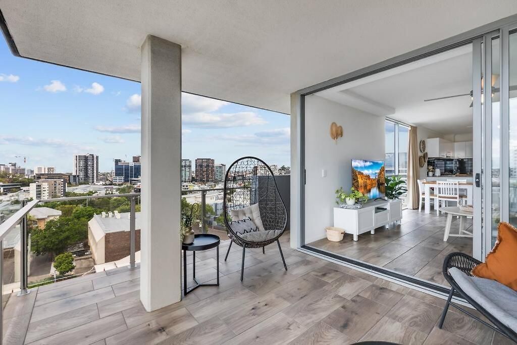 Spacious Inner With Free Parking Apartment Brisbane