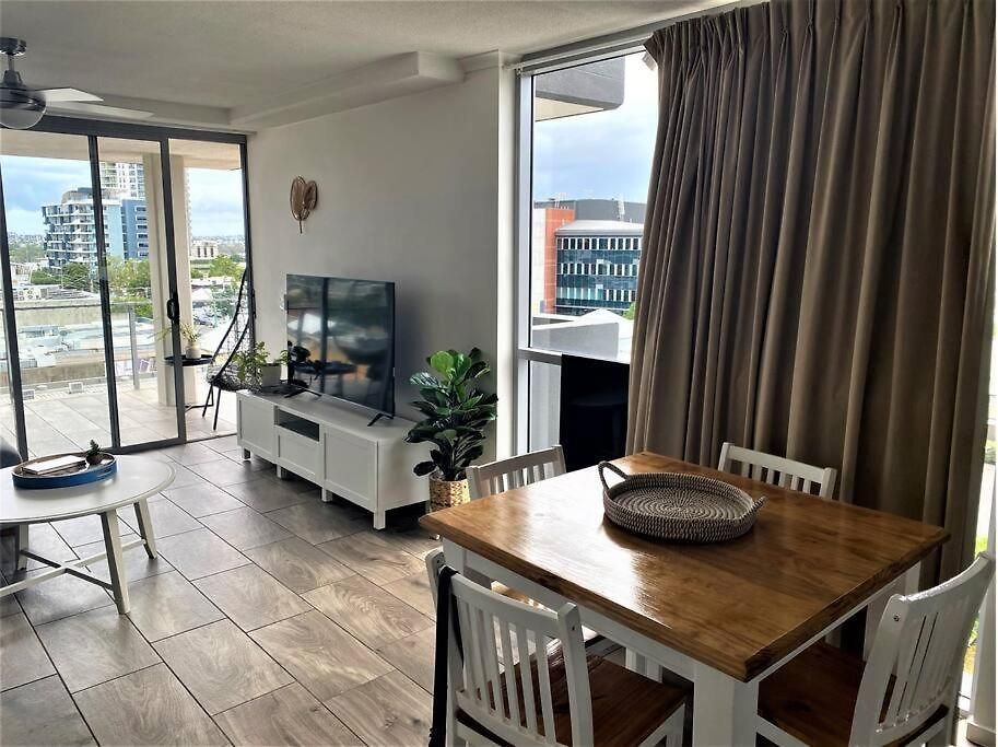 Apartment Spacious Inner With Free Parking