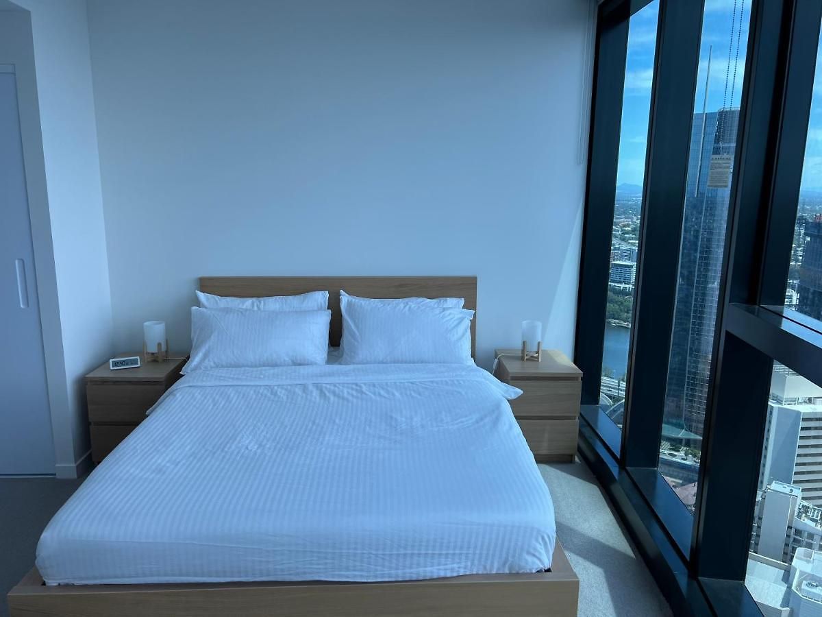 Apartment Amazing &river Views 60th Level Skytower 3 Bedrooms&free Parking