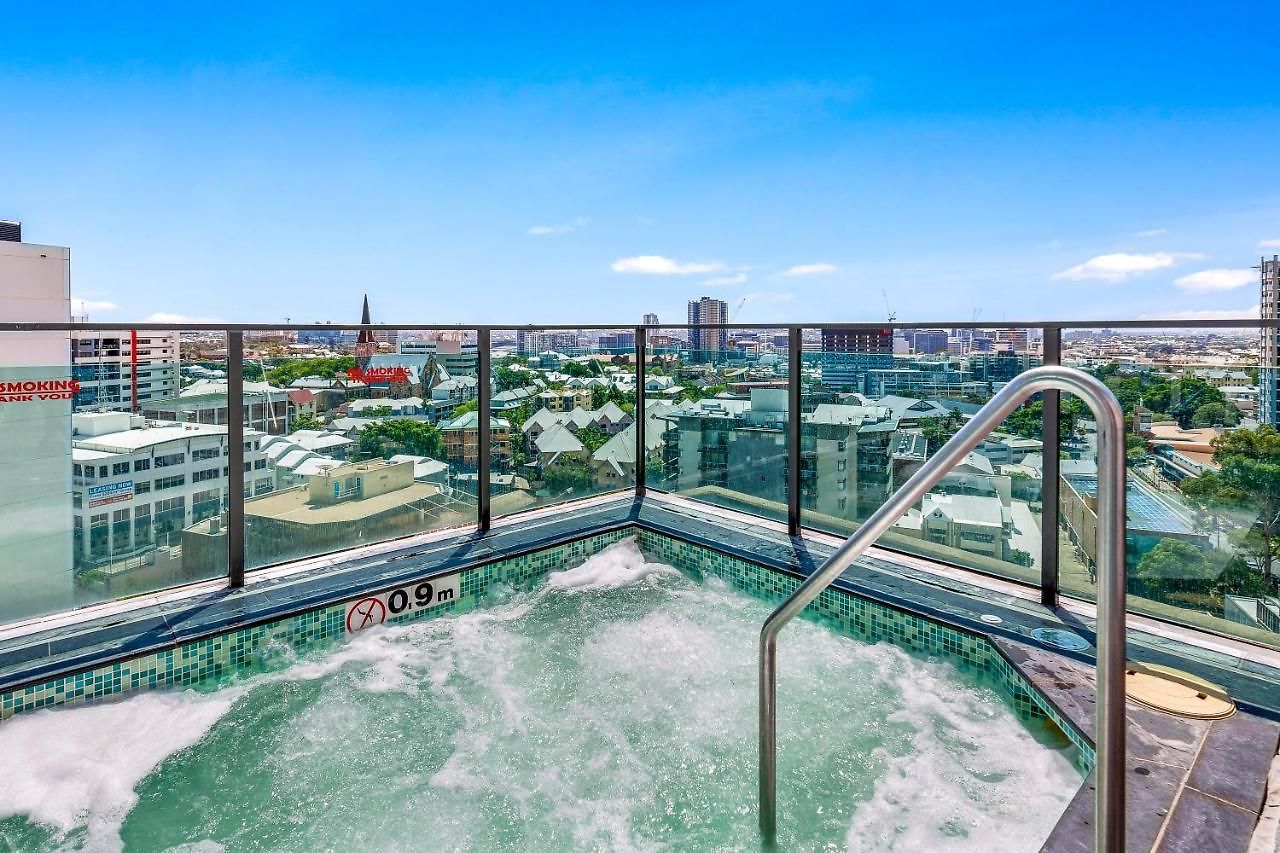 Aparthotel Quattro On Astor 4*