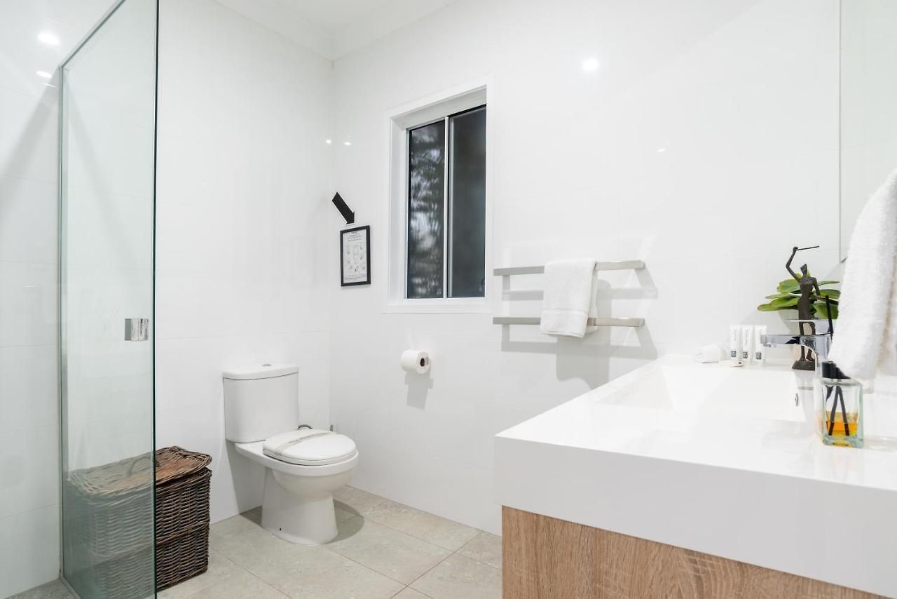 Apartment Contemporary In The Heart Of Paddington By Custom Hosting Brisbane