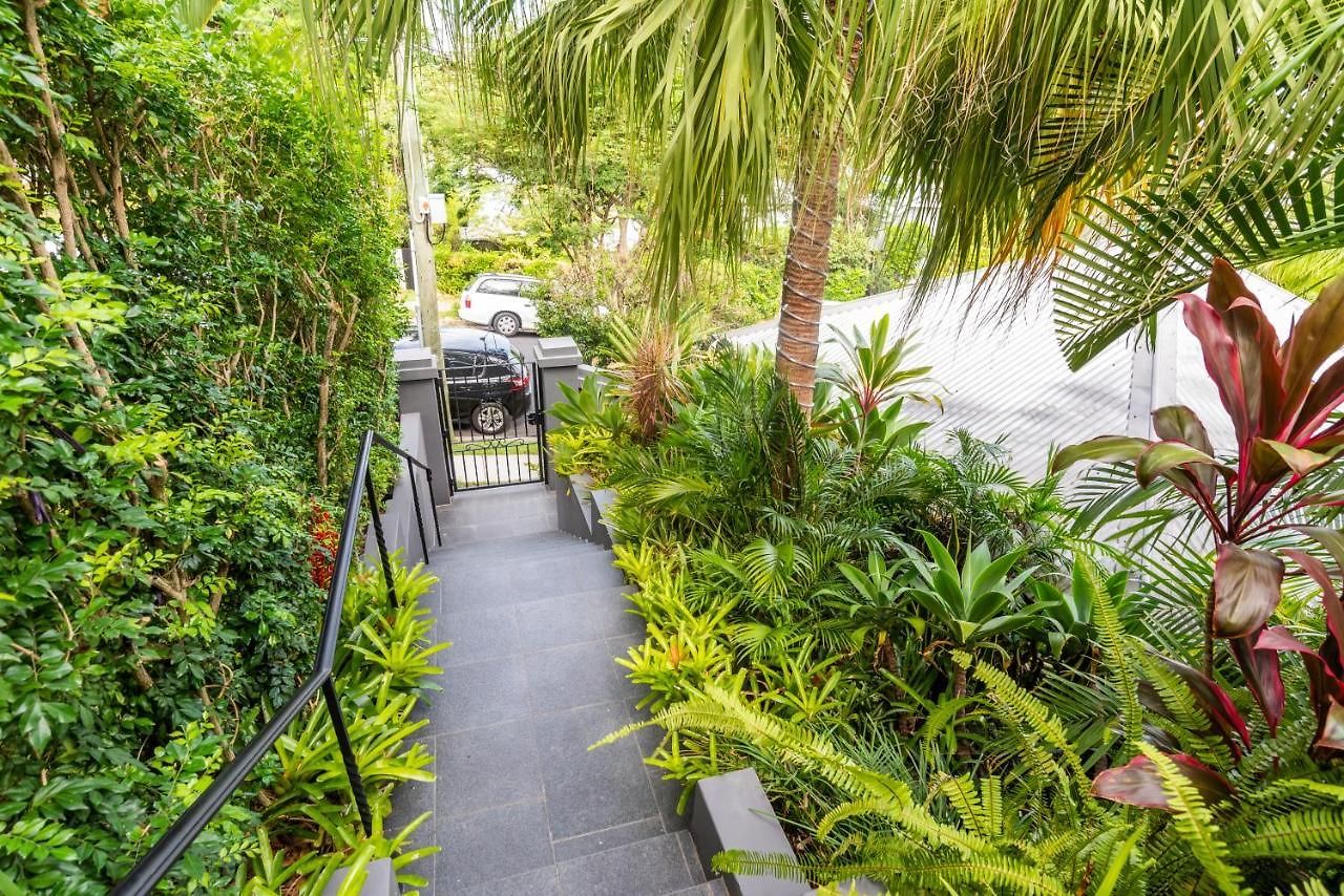 Contemporary In The Heart Of Paddington By Custom Hosting