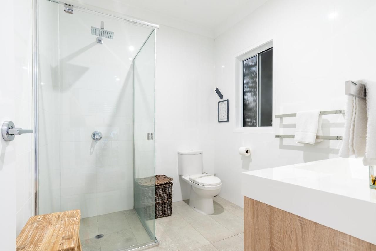 Contemporary In The Heart Of Paddington By Custom Hosting *