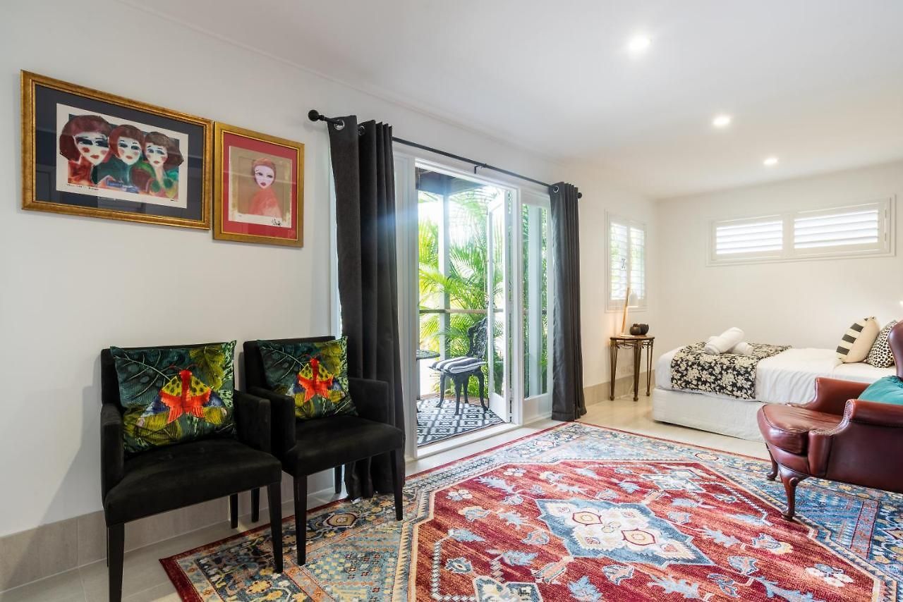 Apartment Contemporary In The Heart Of Paddington By Custom Hosting