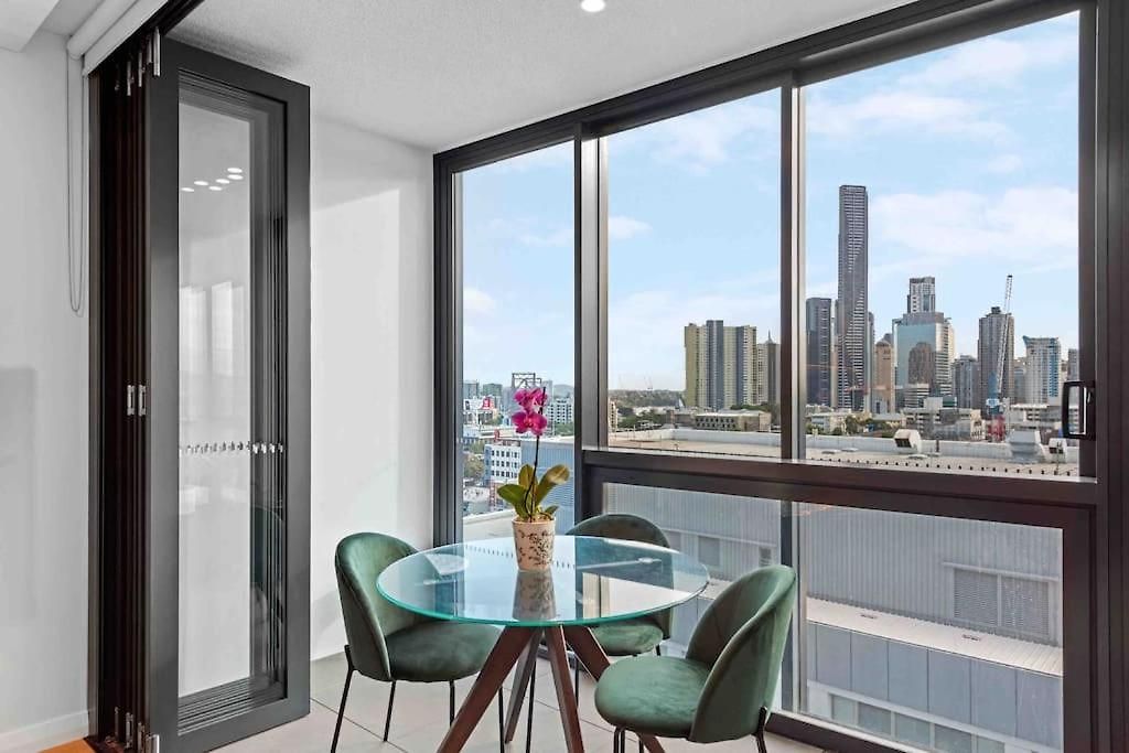 Apartment Fortitude Valley Prime Position 2 X Bed, View, Parking, Pool