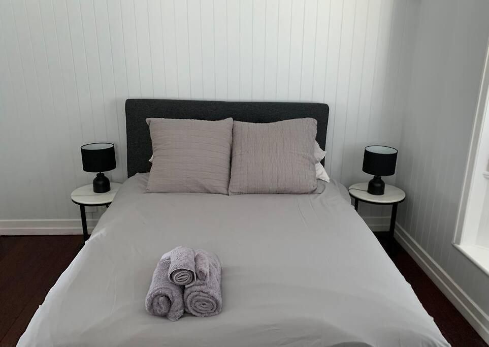 Charming 1920's 4br Freestanding Plantation Qldr. Holiday home *