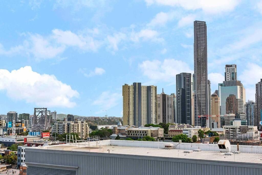 Fortitude Valley Prime Position 2 X Bed, View, Parking, Pool Brisbane