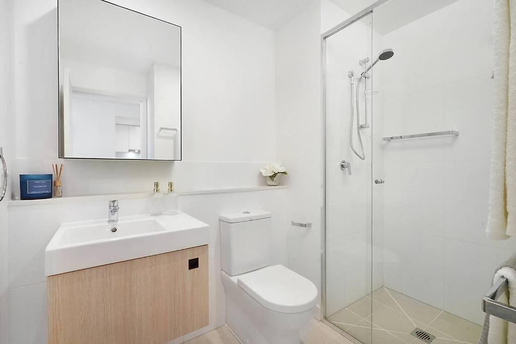 Newstead Ideally Located 2bed 2bath Free Parking In Heart Of Everything Brisbane