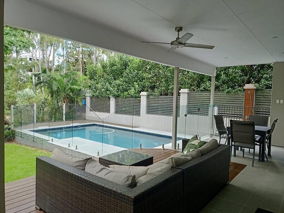 Adorable Private 2 Bedroom Guest + Pool *