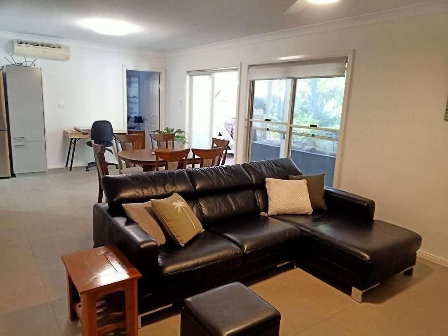 Adorable Private 2 Bedroom Guest + Pool