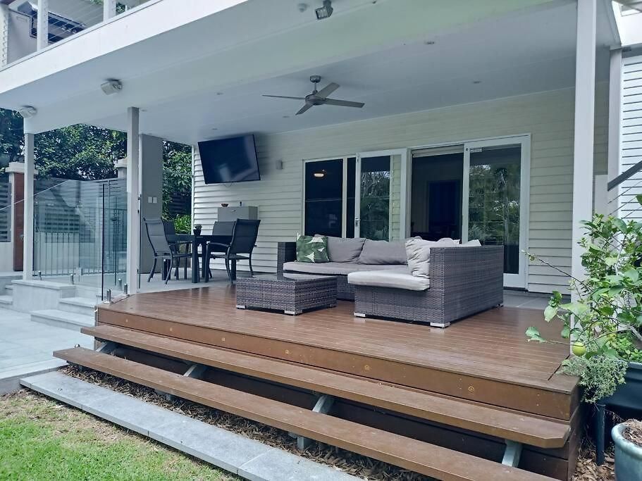 Adorable Private 2 Bedroom Guest + Pool Apartment *