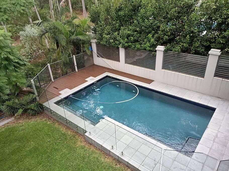 Adorable Private 2 Bedroom Guest + Pool Apartment Brisbane
