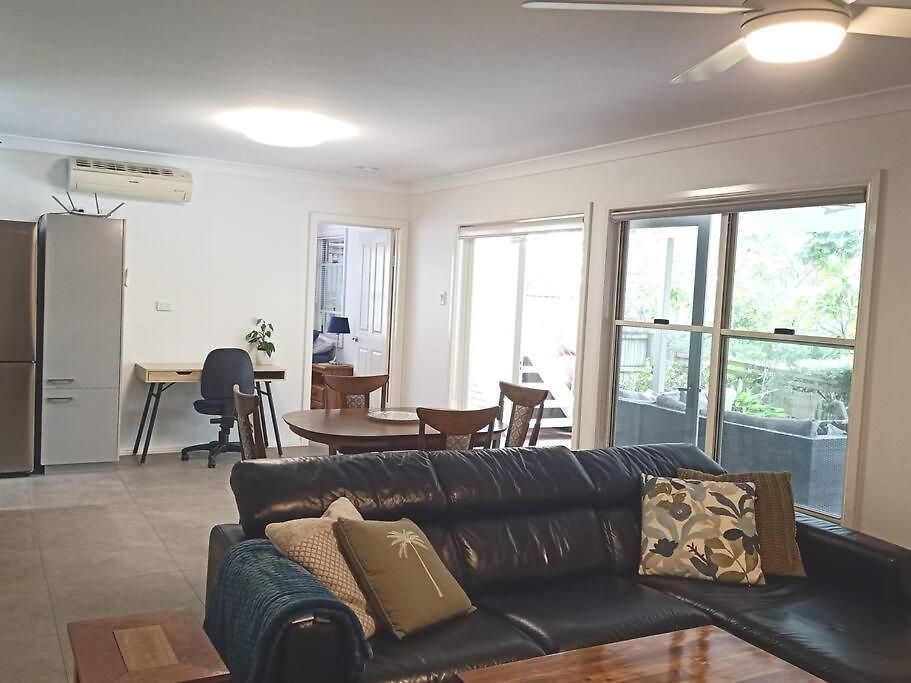 Apartment Adorable Private 2 Bedroom Guest + Pool *