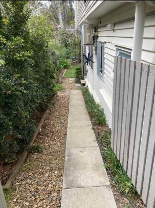 Adorable Private 2 Bedroom Guest + Pool