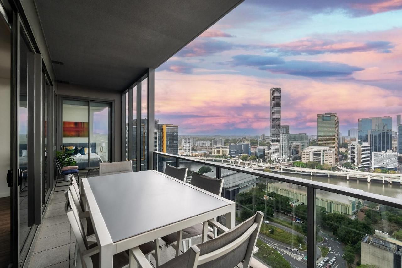 Multi Million River View 3bd Penthouse At Southbank Apartment Brisbane