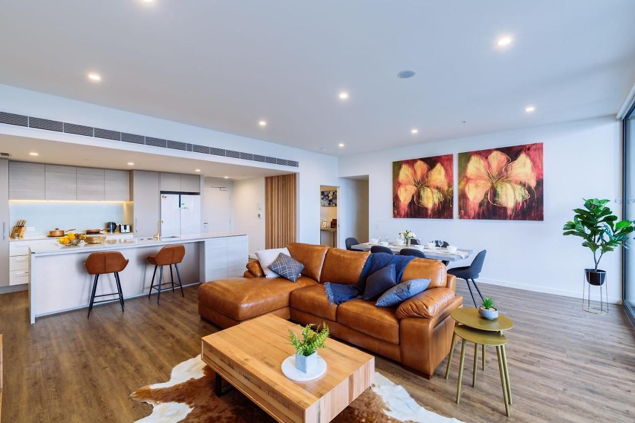 Multi Million River View 3bd Penthouse At Southbank *