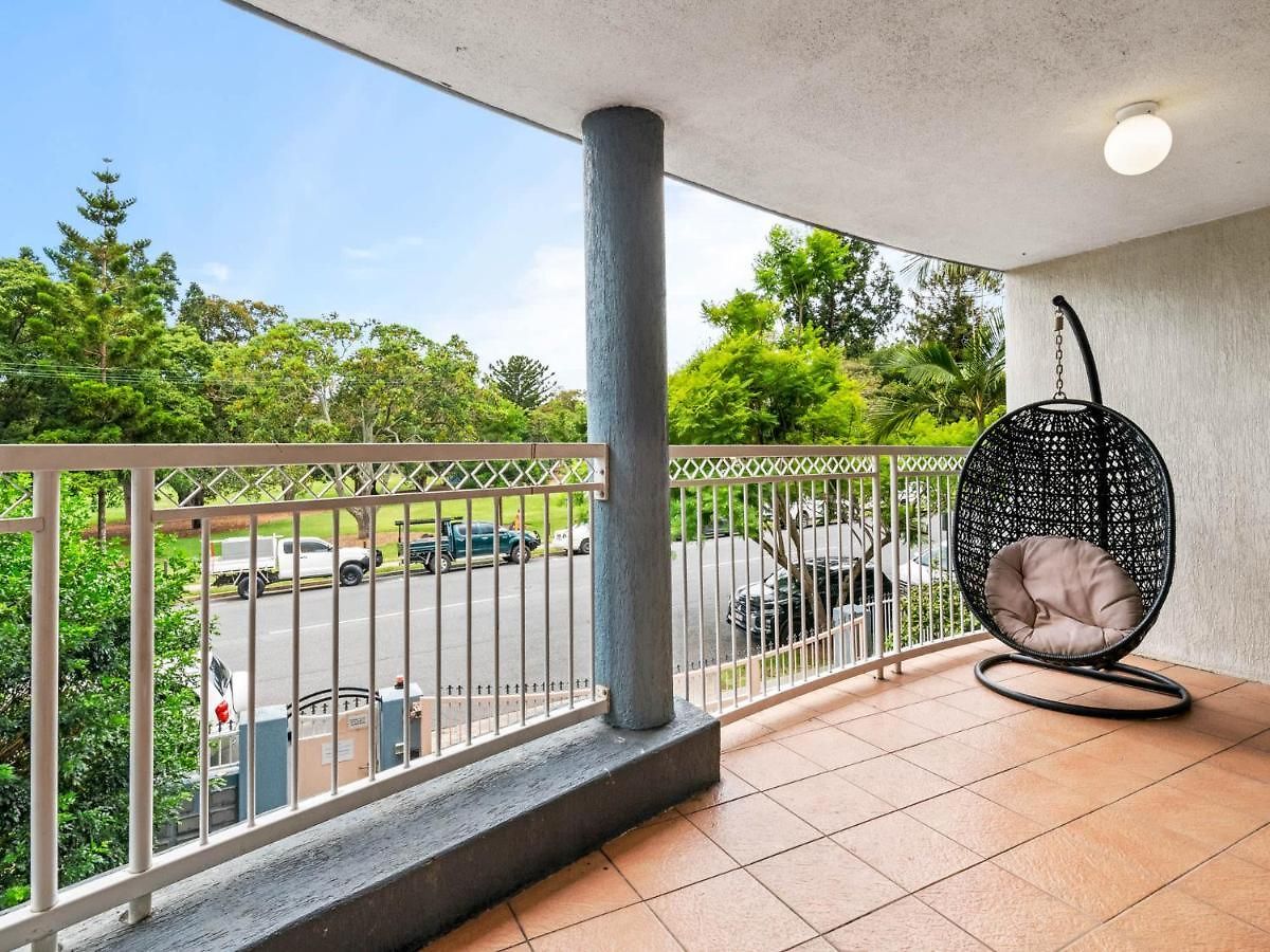 Spacious 2 Bed 2 Bath At South Apartment Brisbane