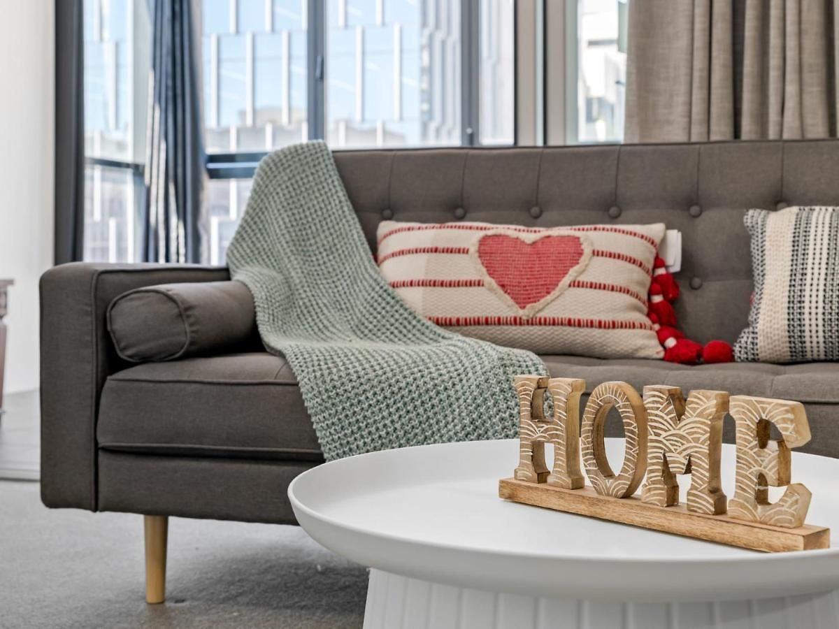 Centre 3br With Stunning Views Apartment *