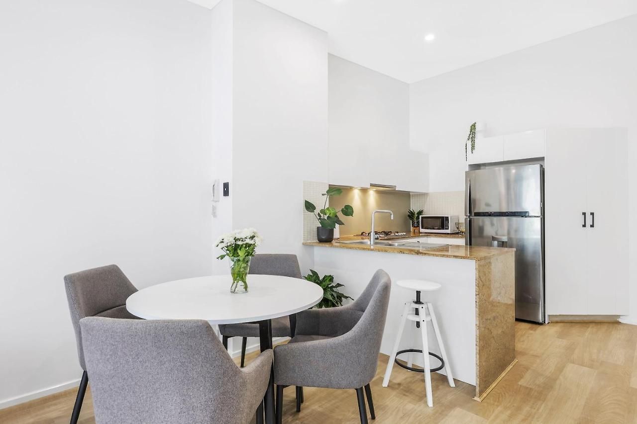 Luxurious 2br Abode In Superb Location! Hotel