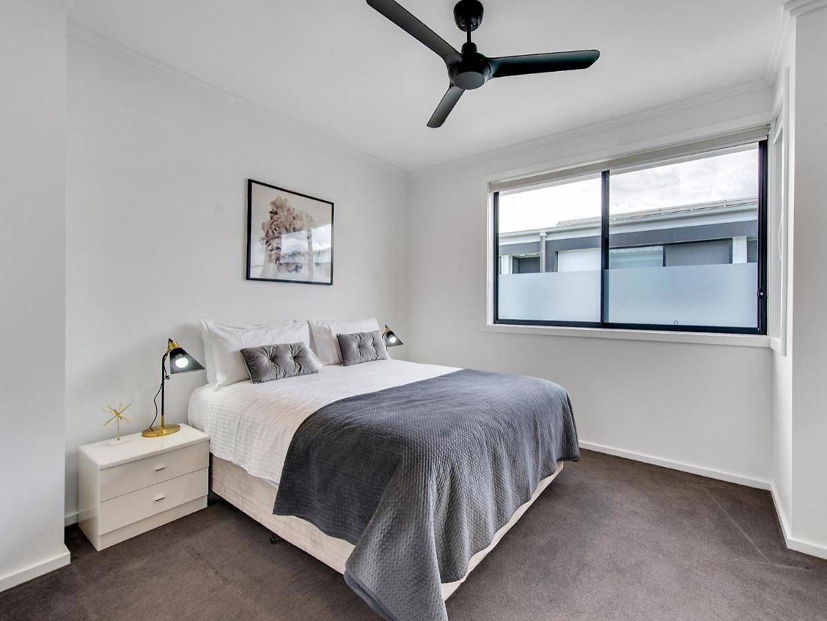 J24b - Bulimba From *