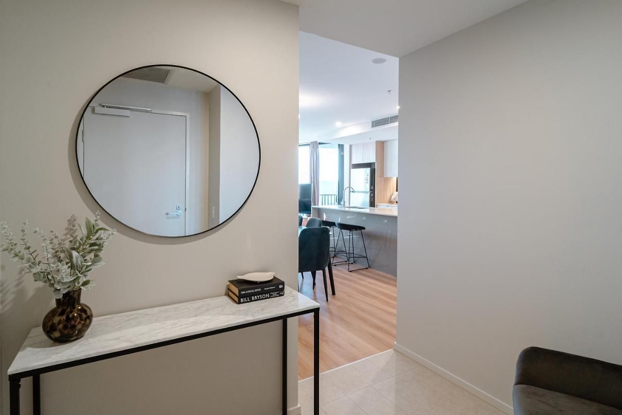 Lux 37th Floor 2br 2bath, Infinity Pool, Gym, Wifi *