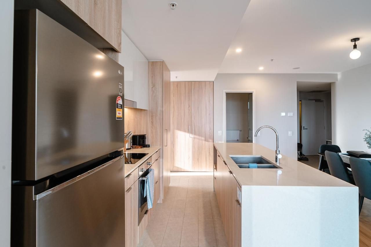 Lux 37th Floor 2br 2bath, Infinity Pool, Gym, Wifi * Brisbane