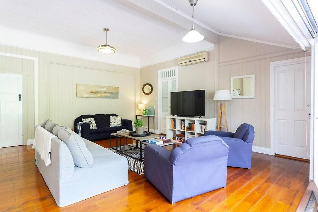 Garden 1brm Private & Spacious * Brisbane