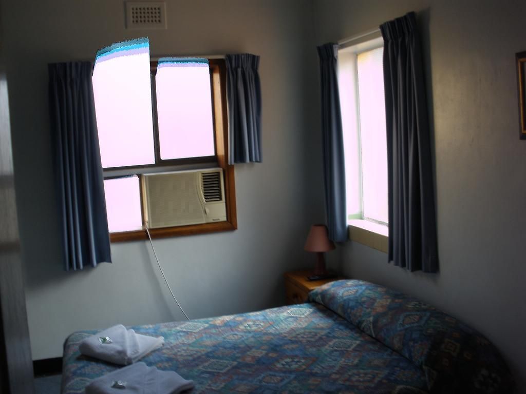Acacia Inner City Bed & Breakfast