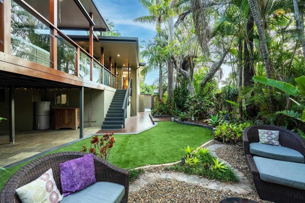 Bali Vibes Serene Tropical Oasis 4bd Holiday home *