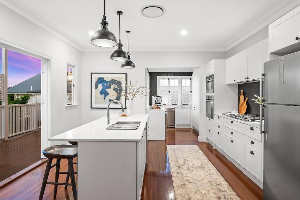 Evandale, 1920's Historic ,stunning And Modern With Amazing Views * Brisbane