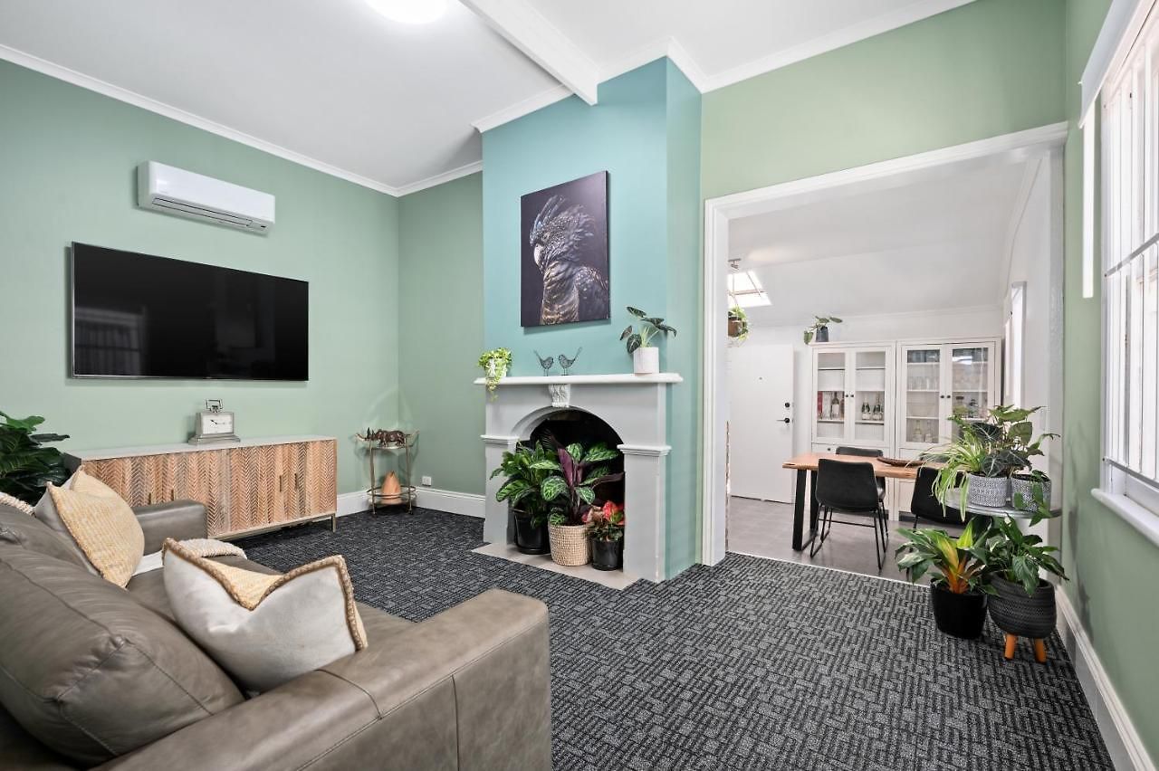 Amelia Terrace - House In *