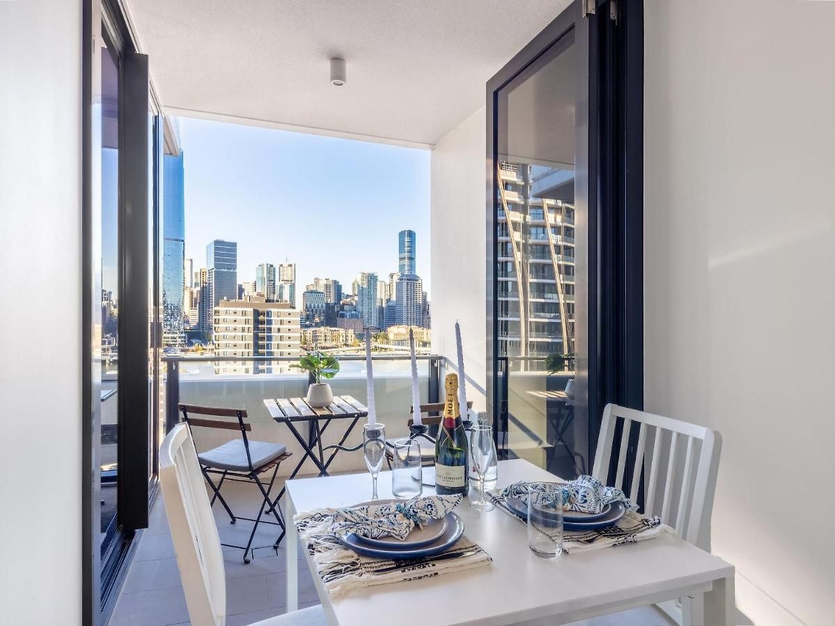 Apartment Explore Bne From Our Cute 1-bed In South Brisbane